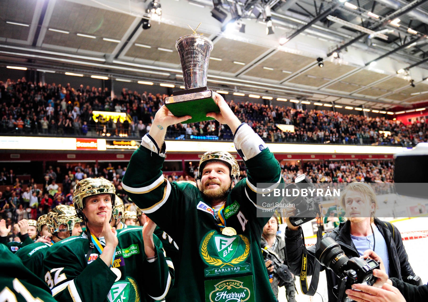 SM-Guld, SM-vinnare, guld, pokal, glädje, jubel. Svenska