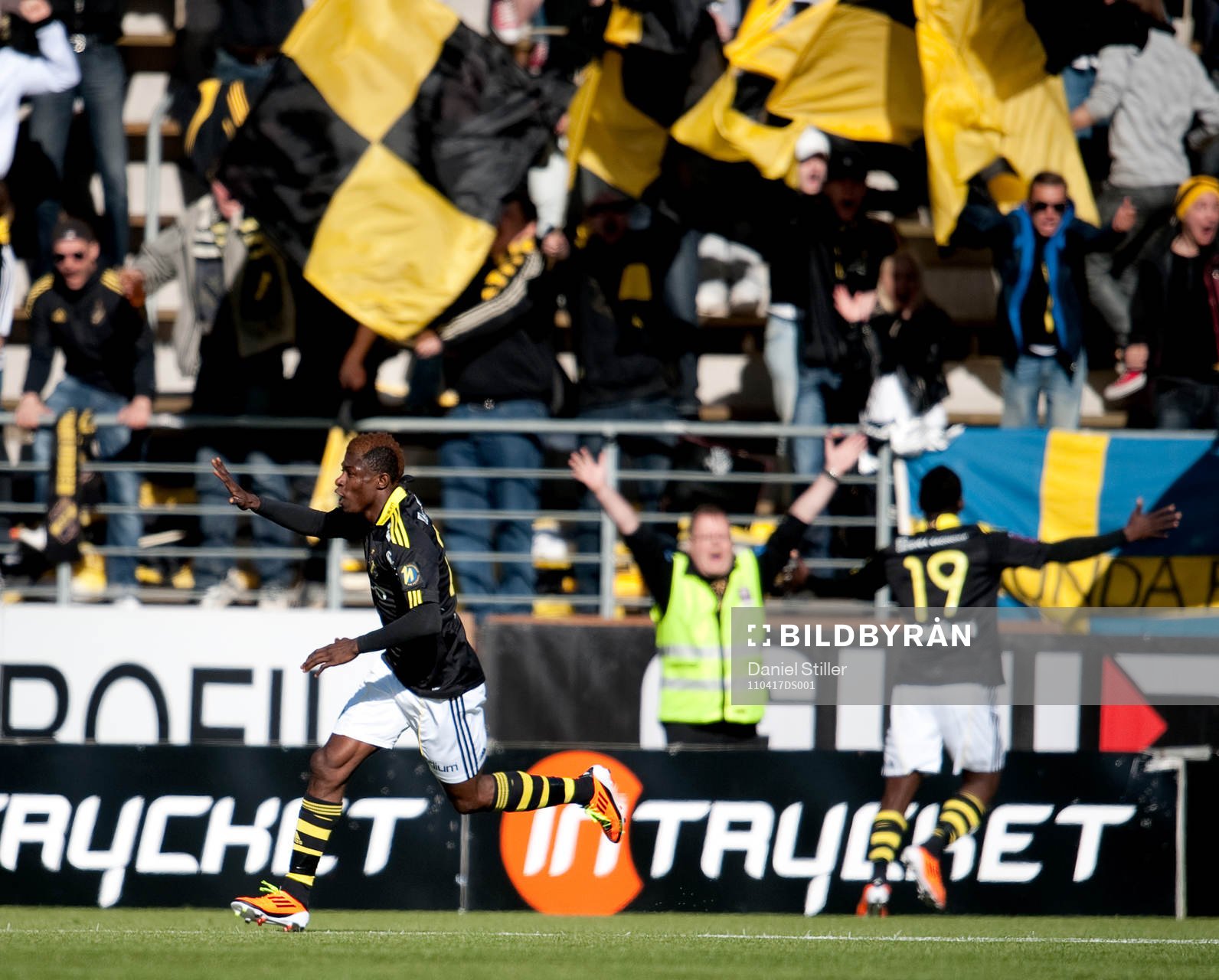 Mohamed Bangura, AIK, gör 1-0, jubel