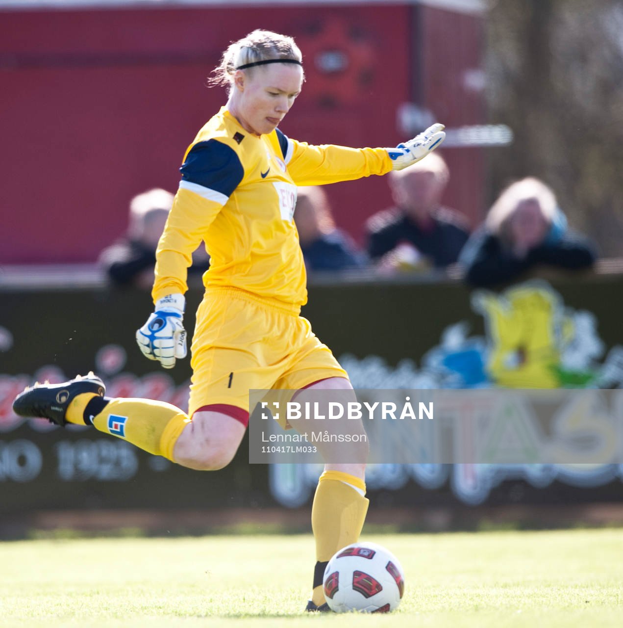 Hedvig Lindahl, målvakt