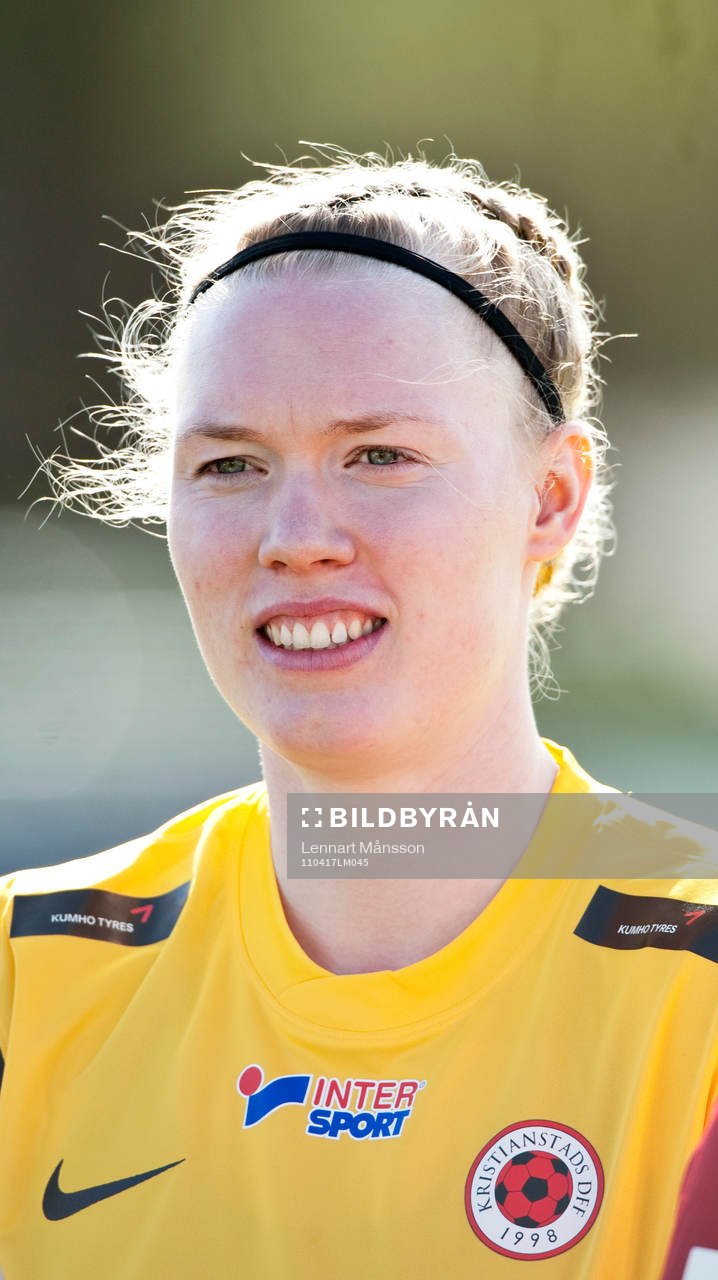 Hedvig Lindahl, Målvakt