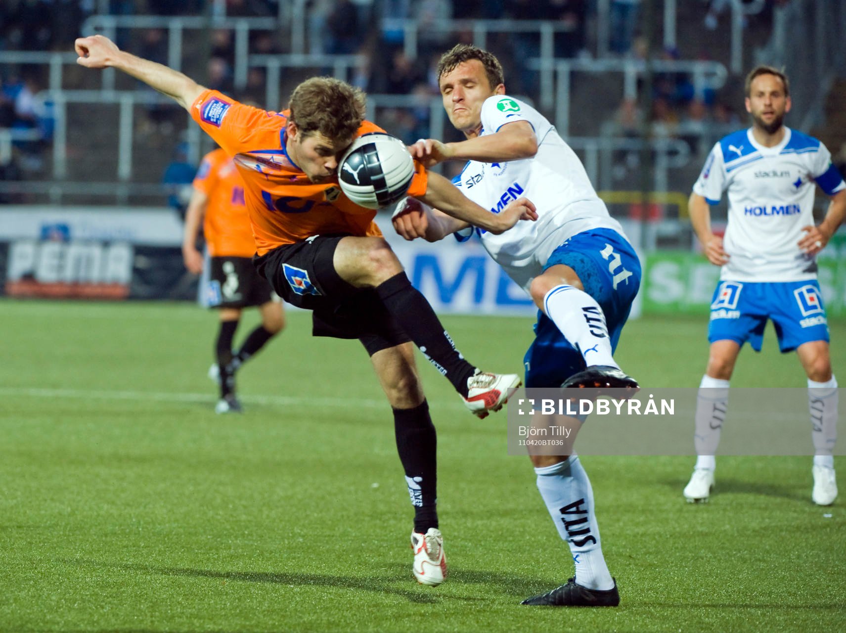 Emil Salomonsson, Halmstad och Sphetim Hasani,  Norrköping