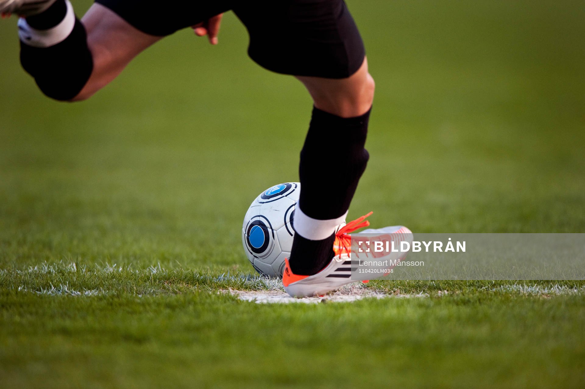Boll, fotbollsko, genre
