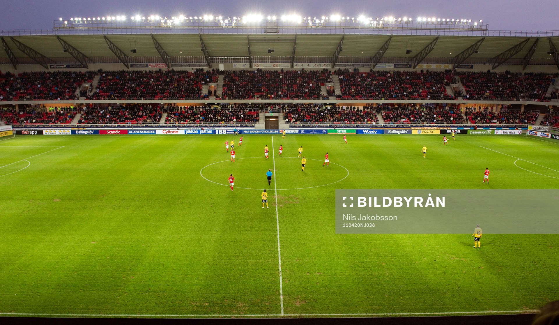 Guldfågeln arena