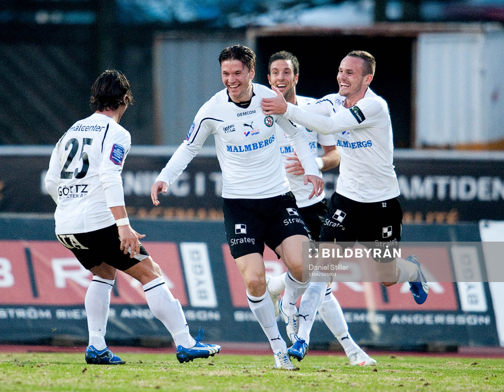 Markus Astvald, Örebro, gör 1-2, jubel
