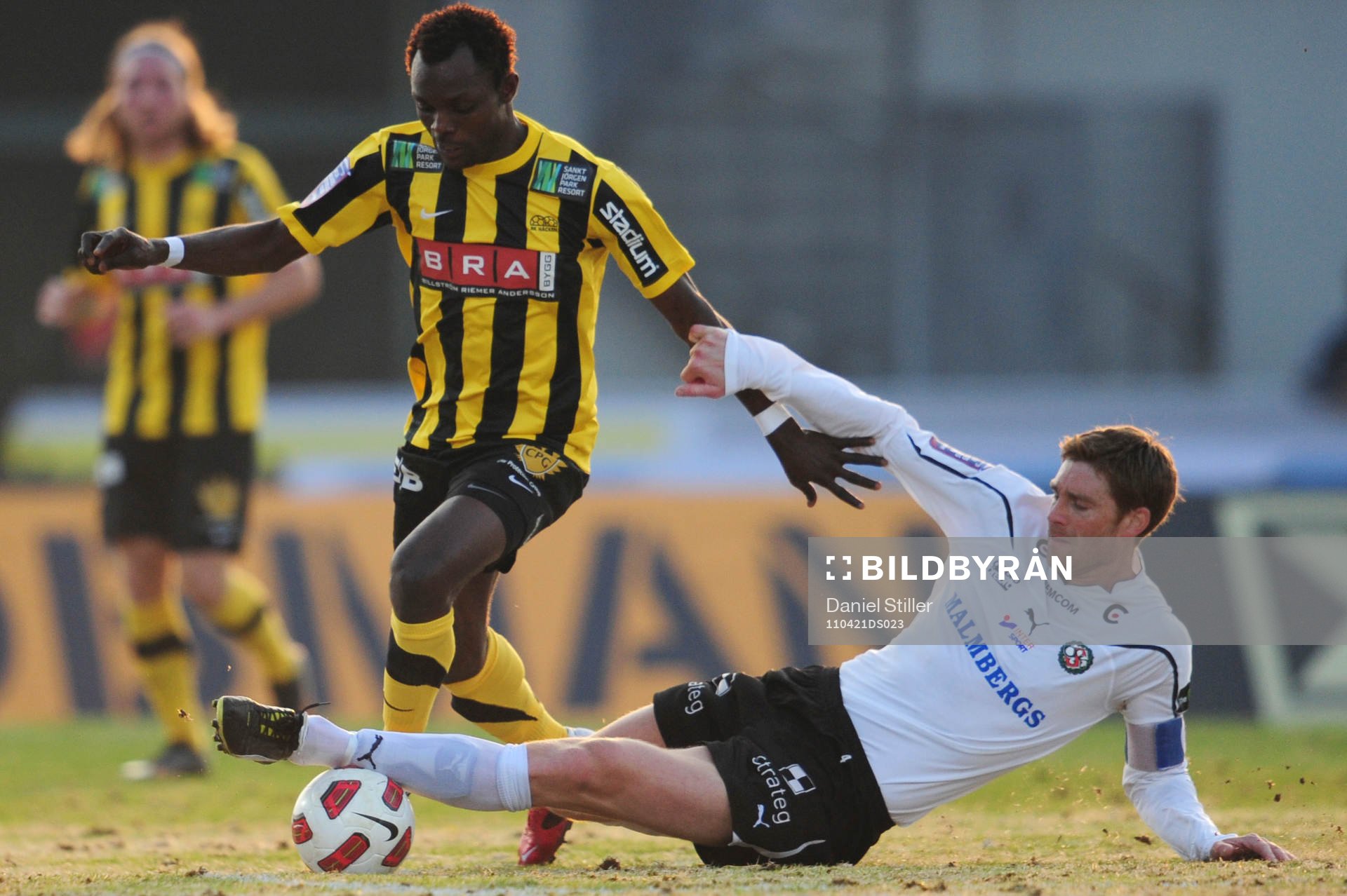 John Chibuike, Häcken och Magnus Wikström, Örebro