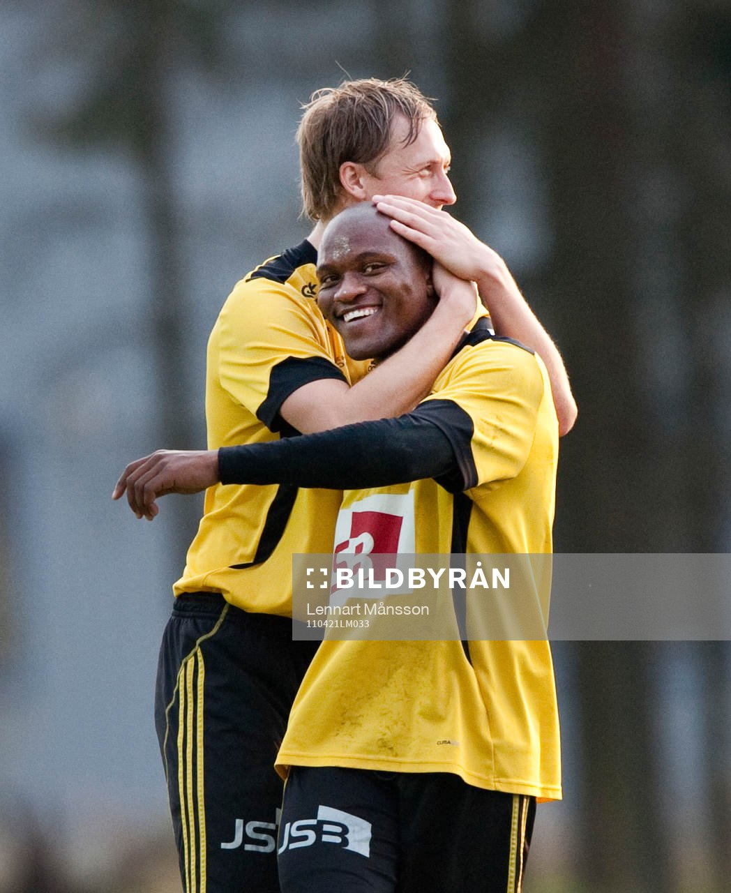 Glädje Kram, Bobby Alm Nilsson och Tokelo Tike Rantie,