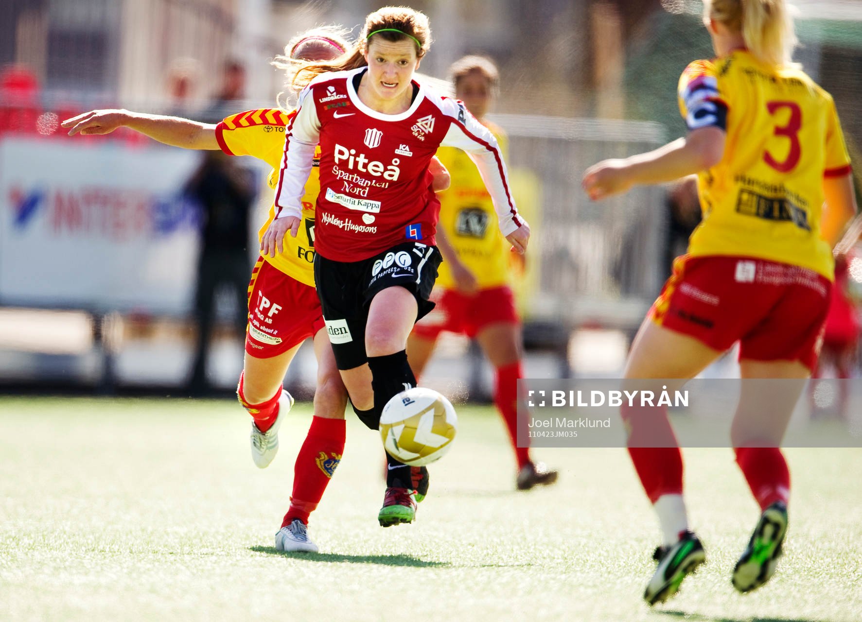 Jennifer Nobis, Piteå