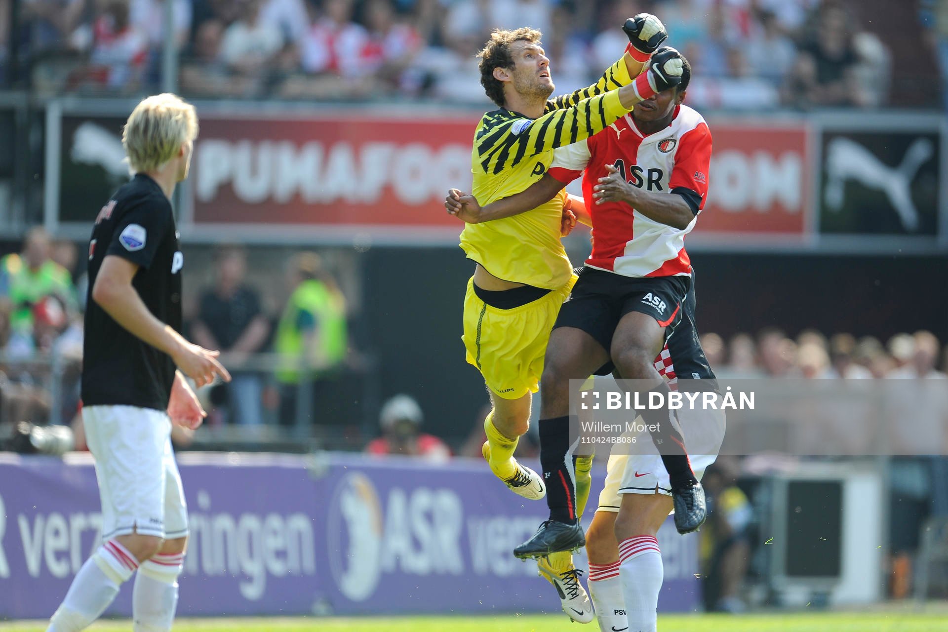  Andreas Isaksson, målvakt, Andre Bahia, Feyenoord.