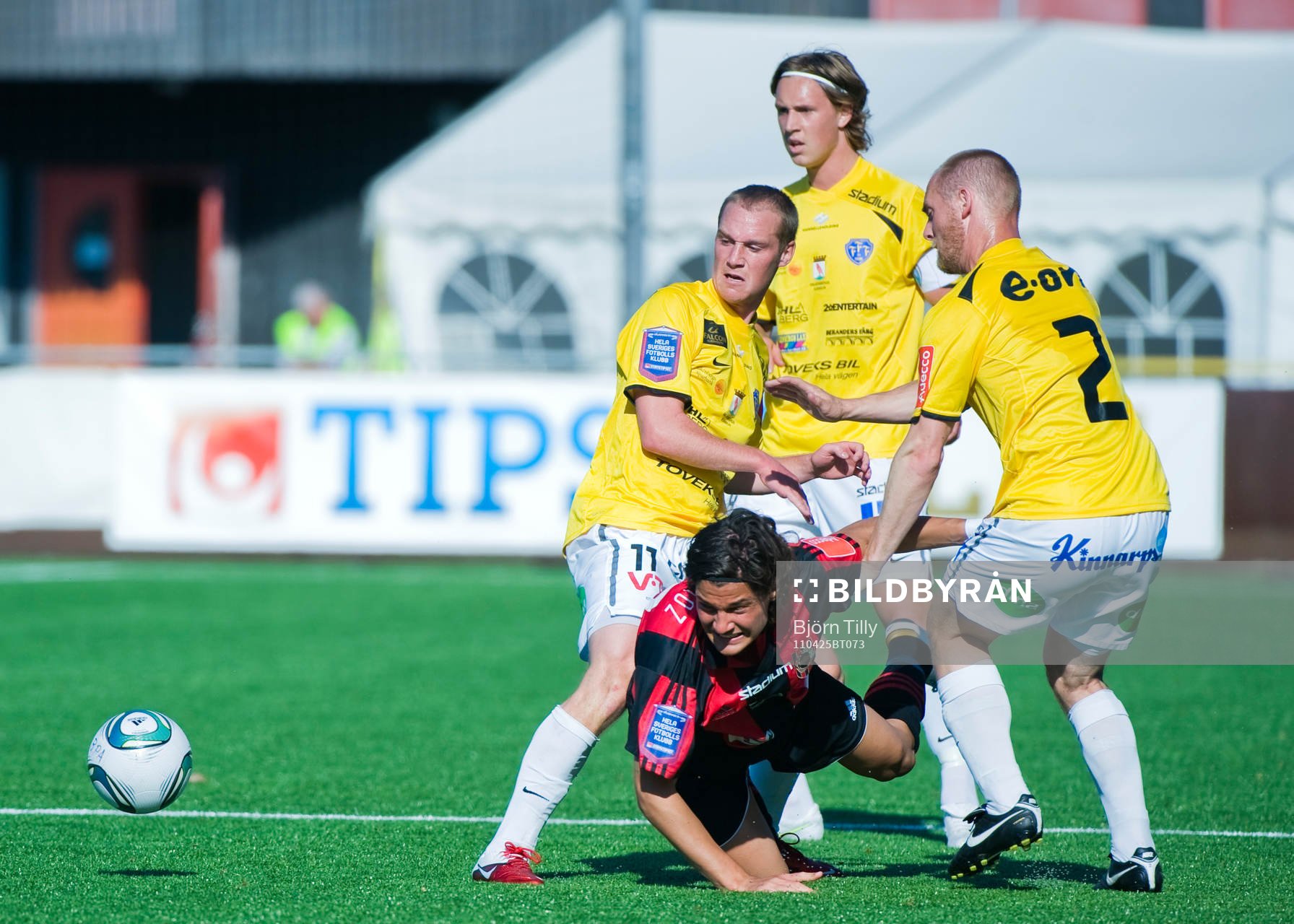 Miiko Albornoz, Brommapojkarna, Christoffer Carlsson,