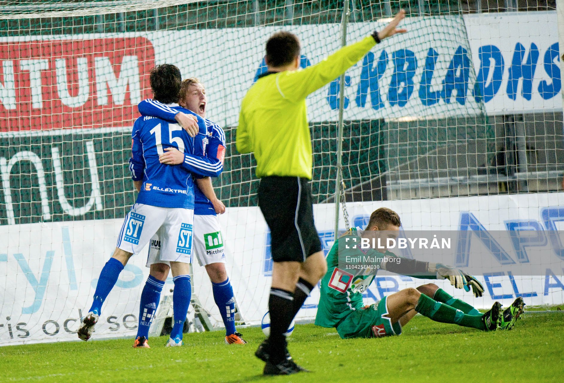 Emil Forsberg, Sundsvall gör 2-1. Jubel