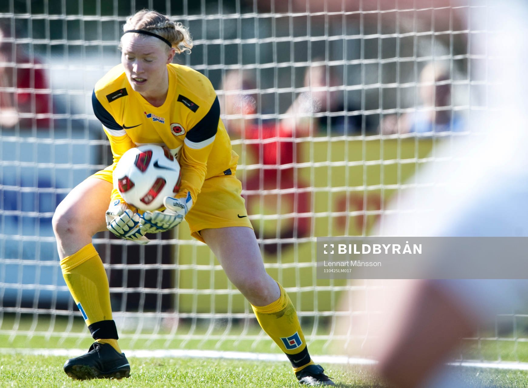 Hedvig Lindahl, Målvakt