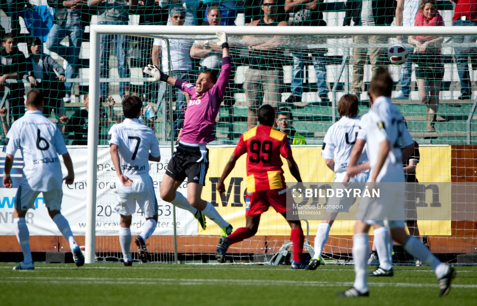 1-0 bakom Ivan Turina, målvakt AIK