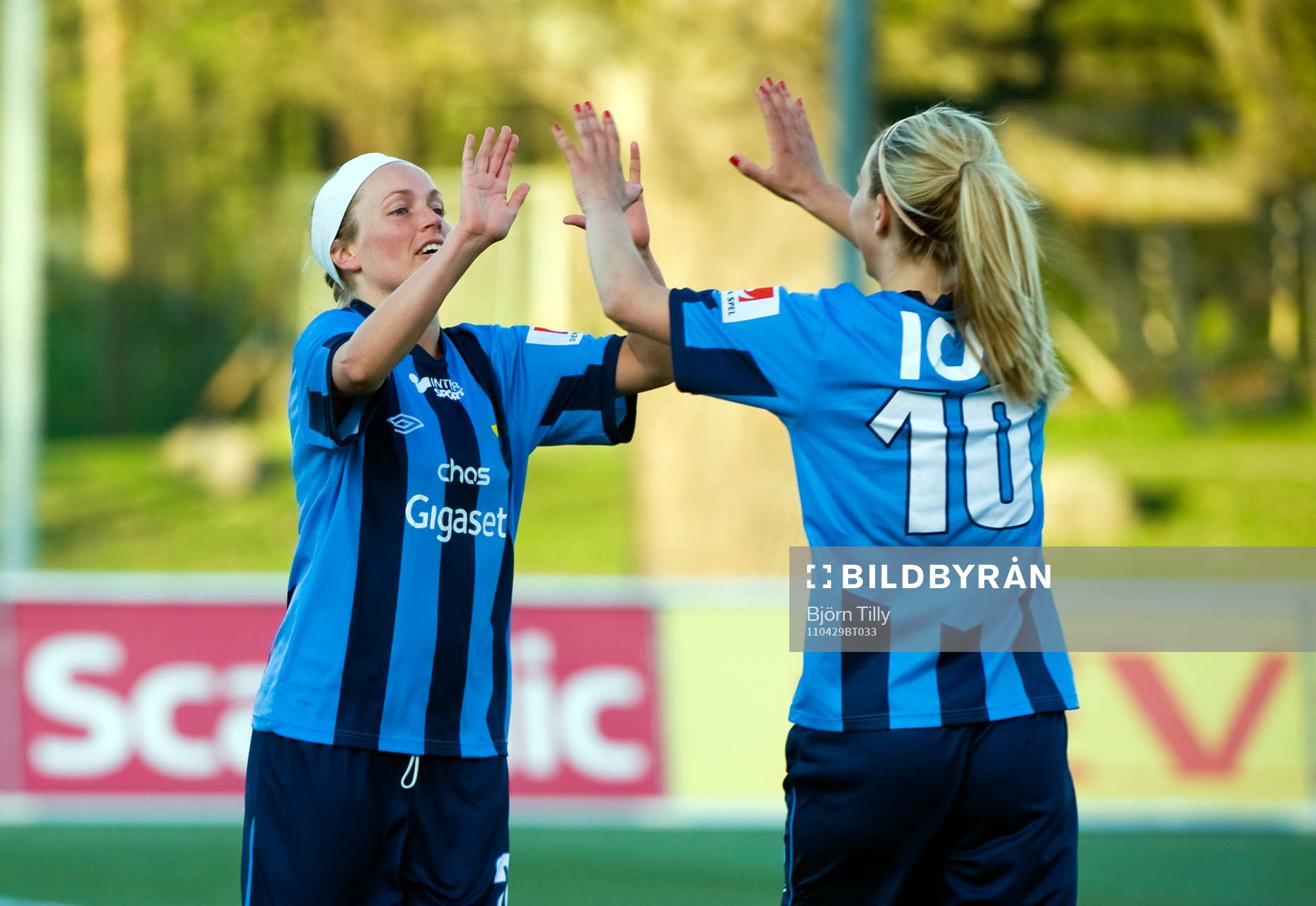 Dora Maria Larusdottir, Djurgården, jubel