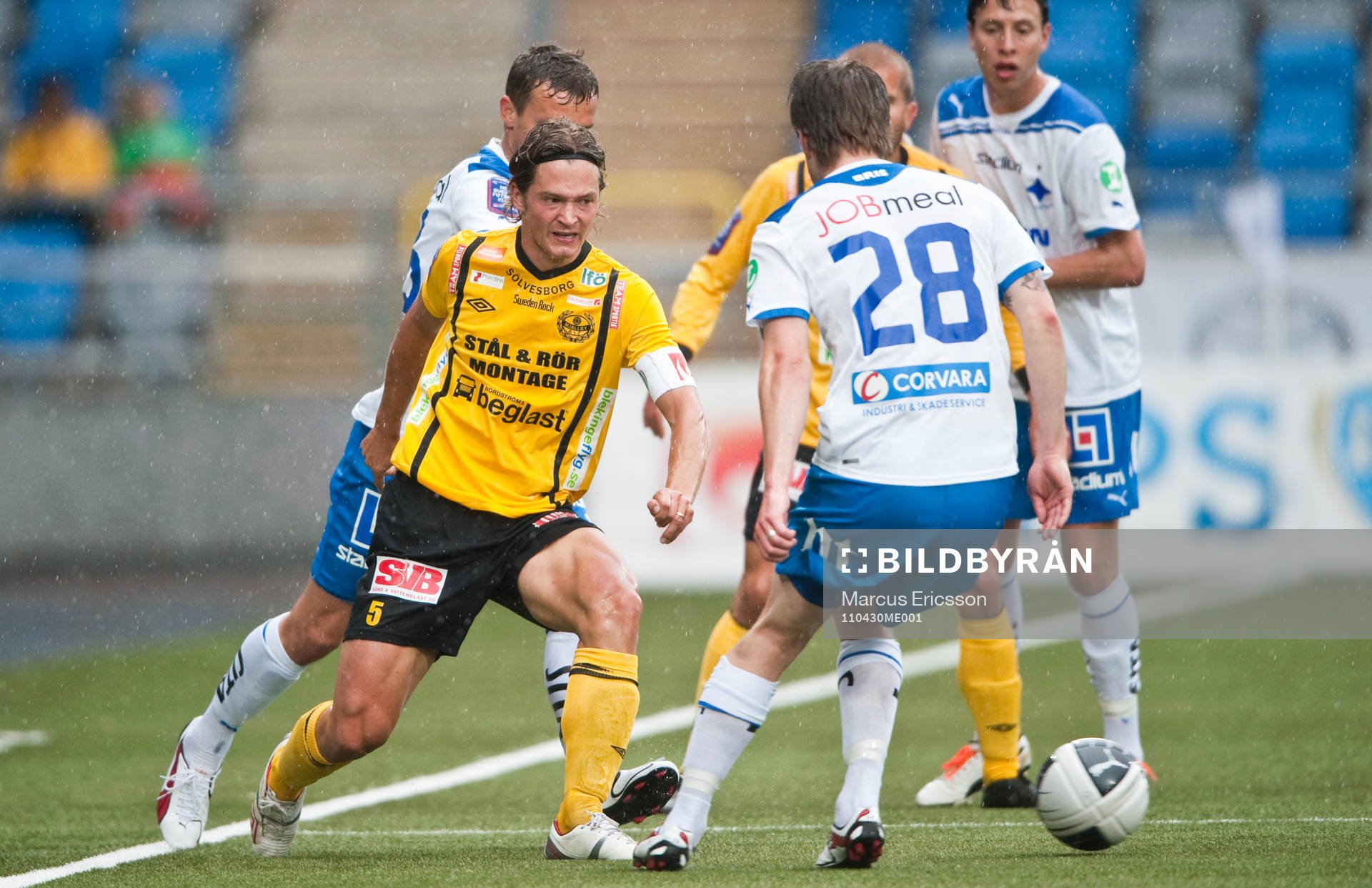 William Leandersson, Mjällby spelar sig ur