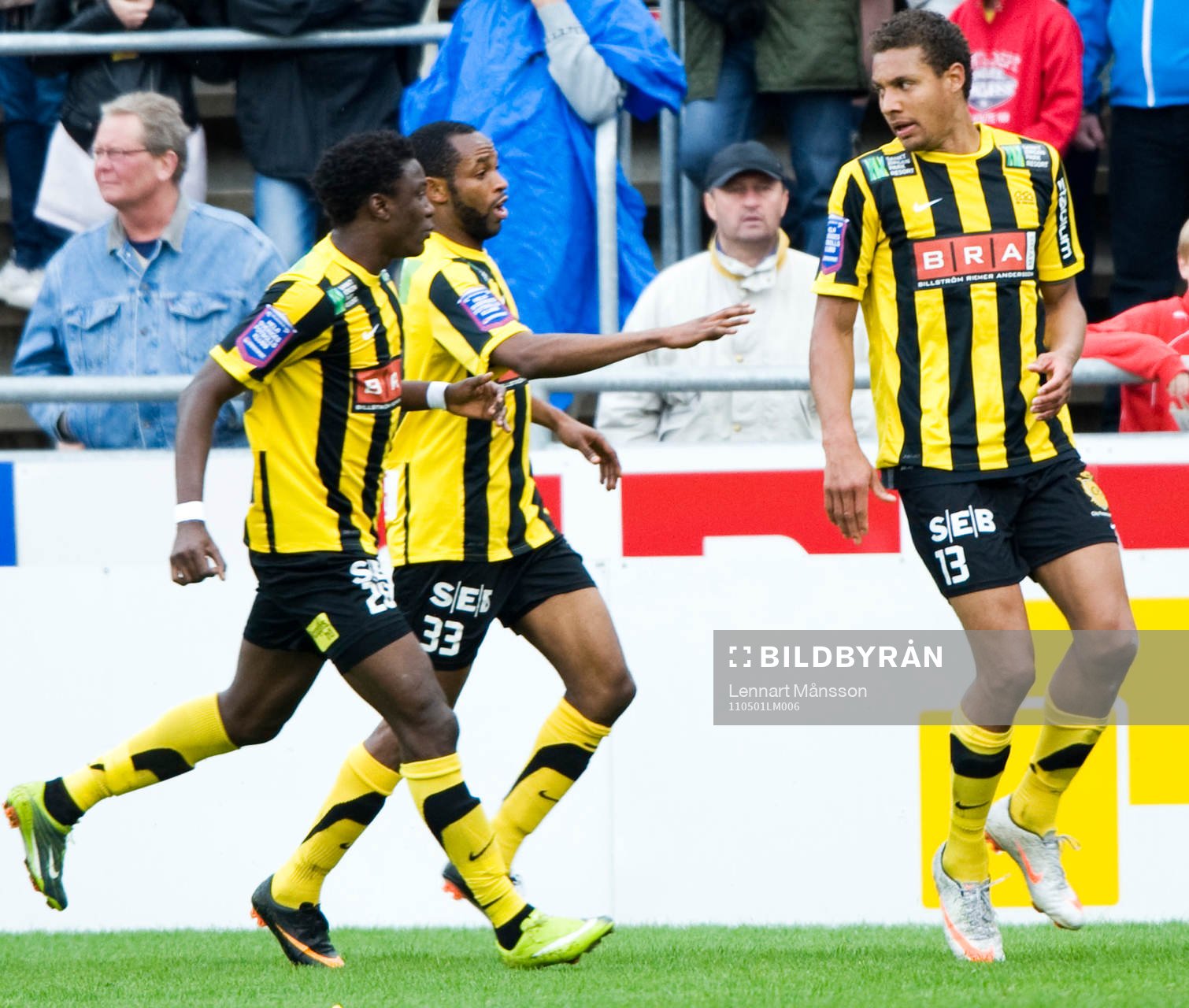  0-1 Mathias Ranegie, Häcken, som överlistar Pär Hansson, målvakt, Helsingborg