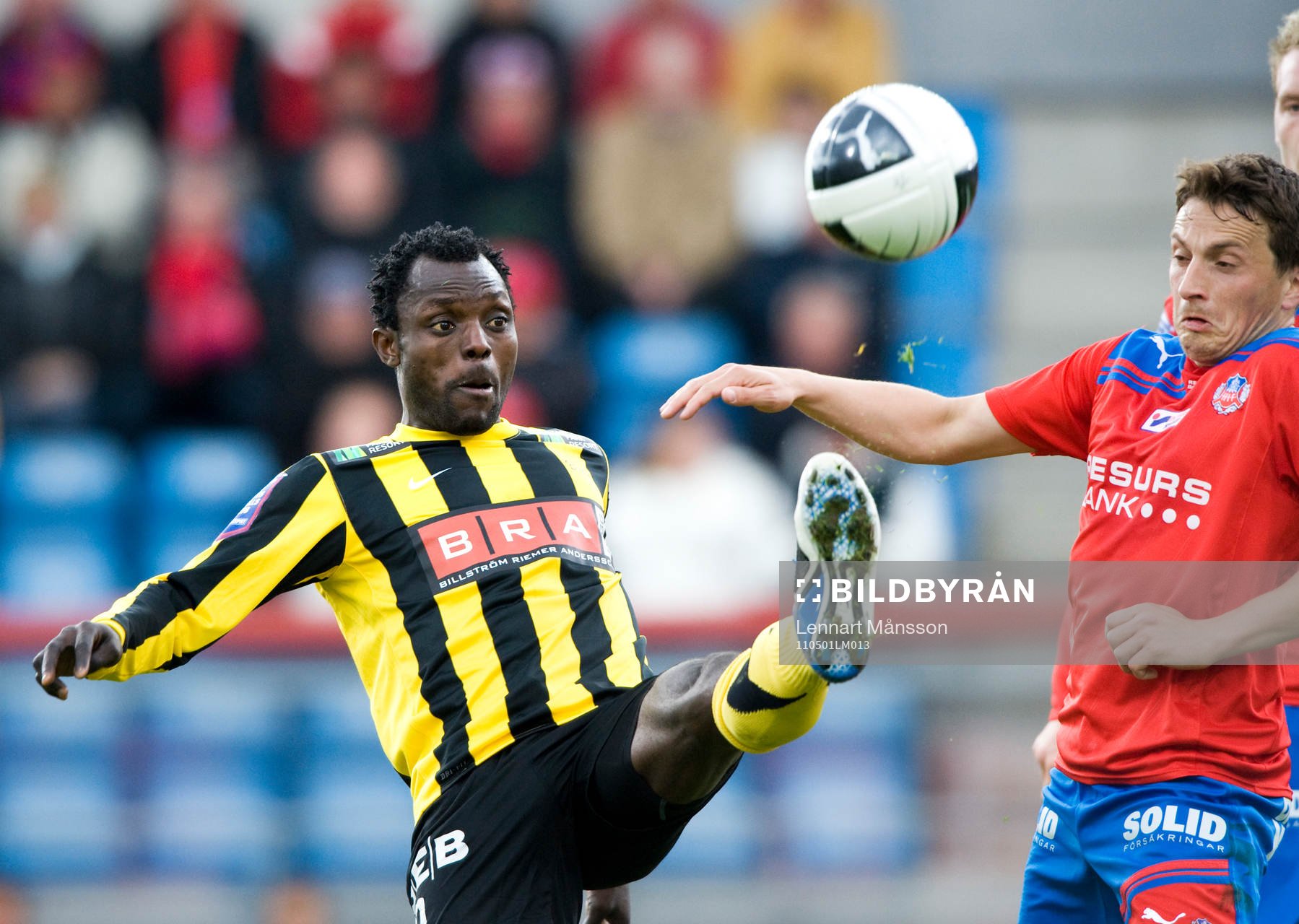 John Chibuike, Häcken, mot Ardian Gashi, Helsingborg