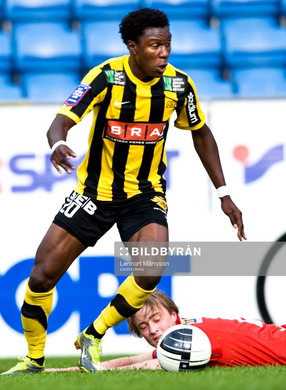 Dominic Chatto, Häcken