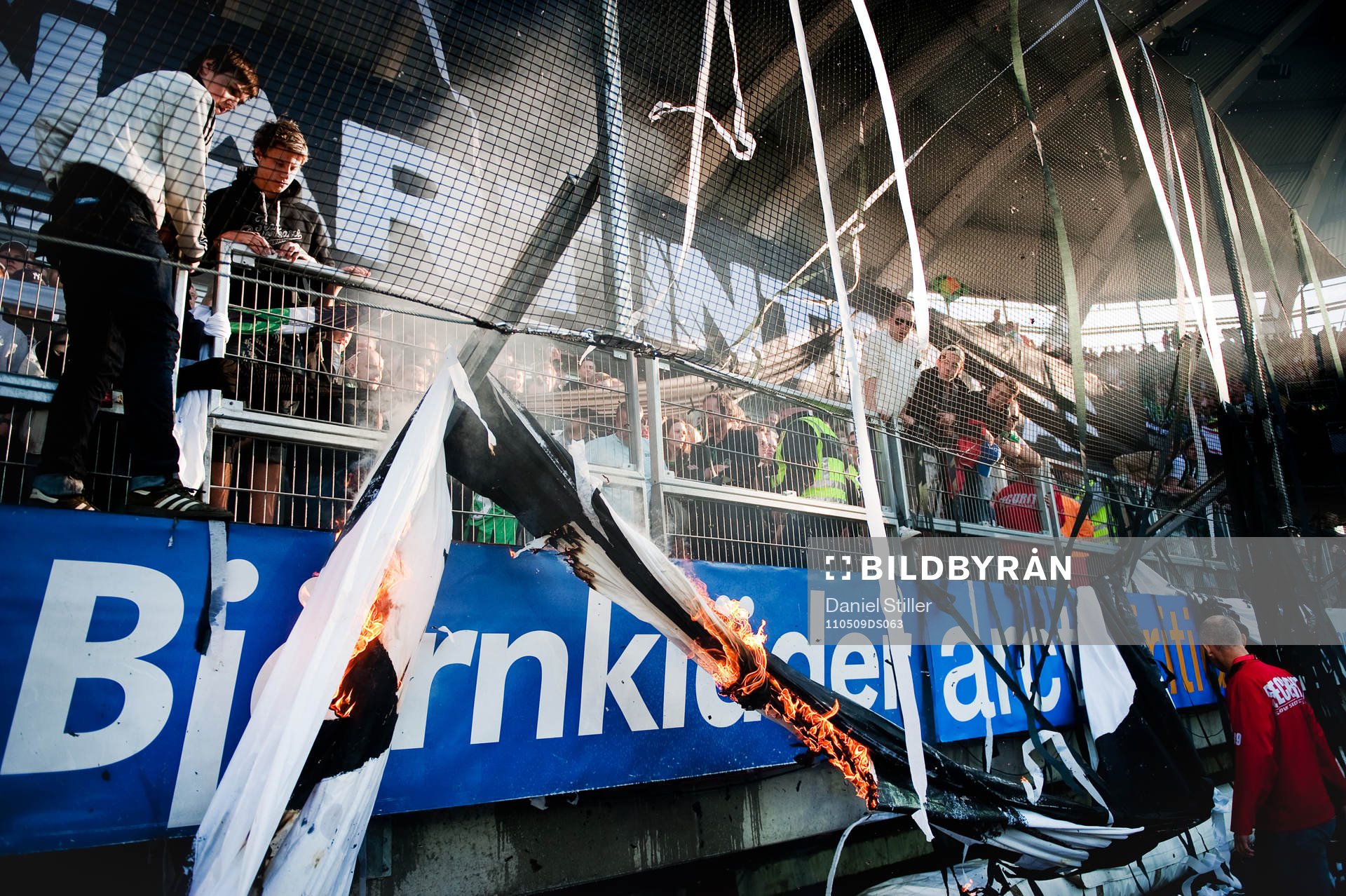 Det tar eld i Gais tifo, bengaler, bengalisk eld