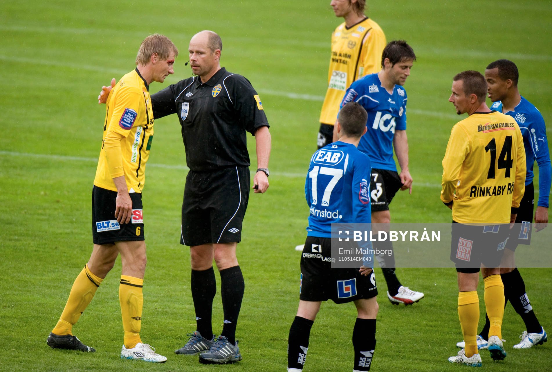 Patrik Rosengren, Mjällby slår sig blodig och domare