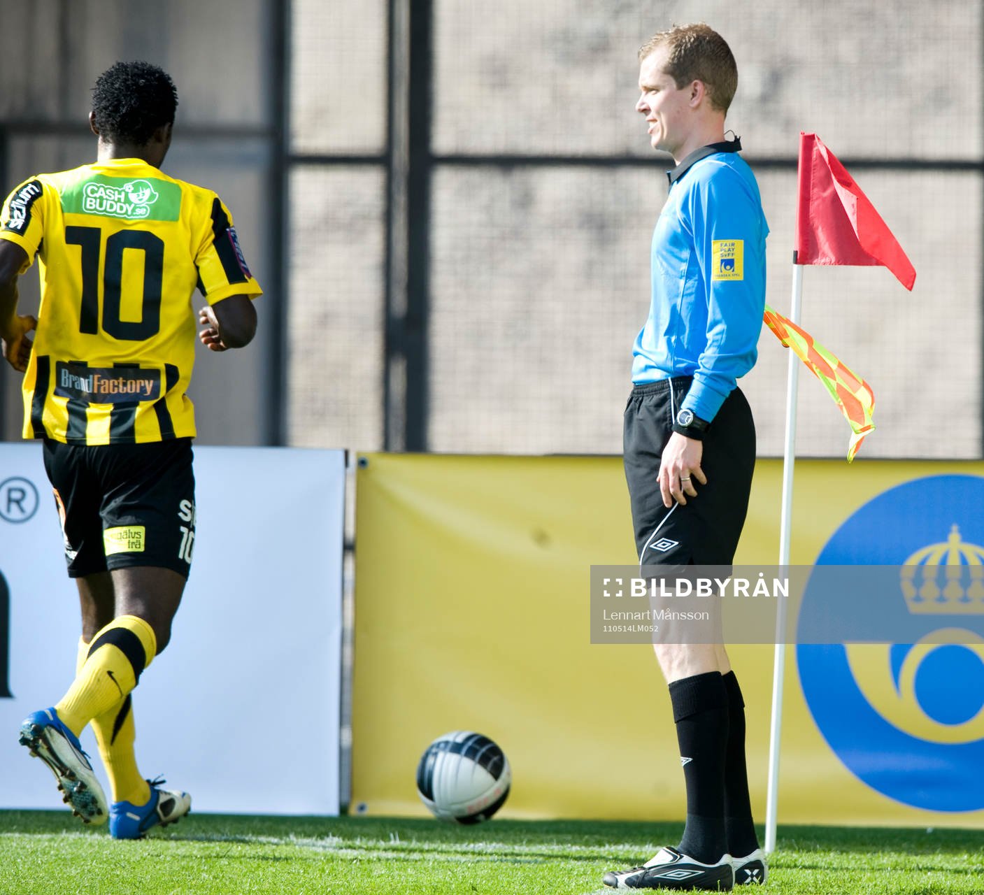 Magnus Moberg, assisterande domare, som gjorde allsvensk
