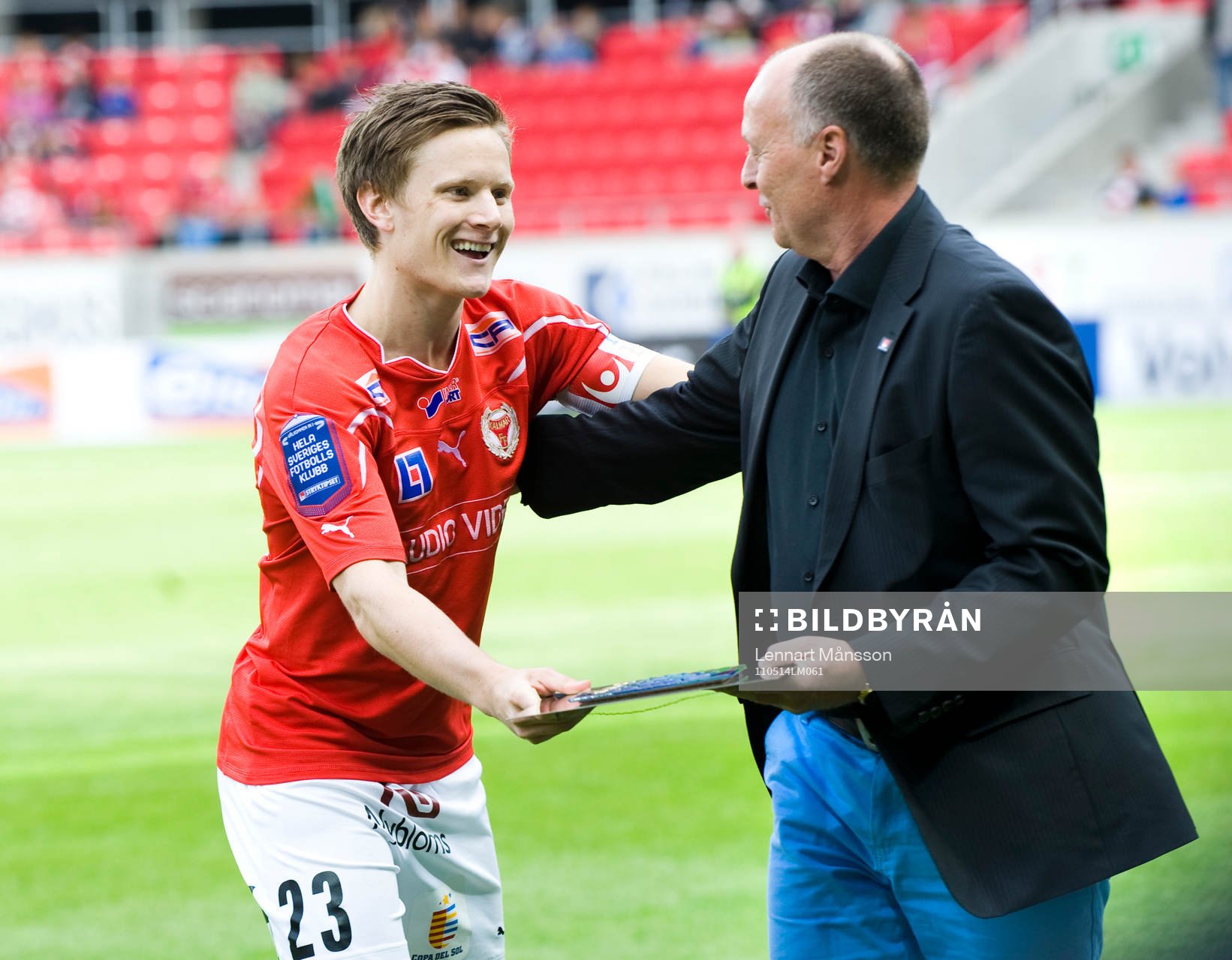 Mattias Johansson, Kalmar, får pris av Svenska Spel