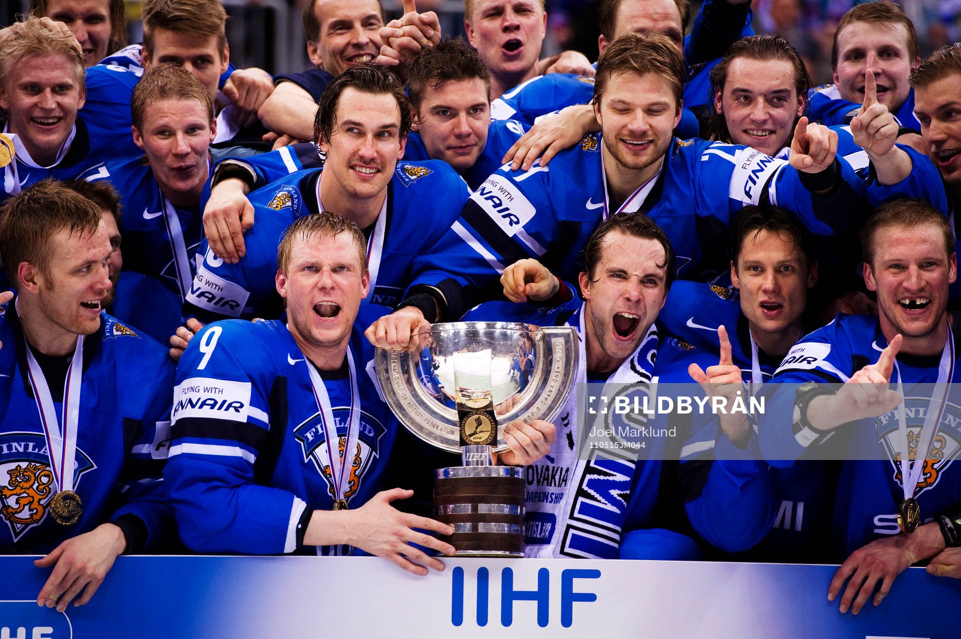 Finland vann finalen mot Sverige med 6-1. Jubel, glädje,
