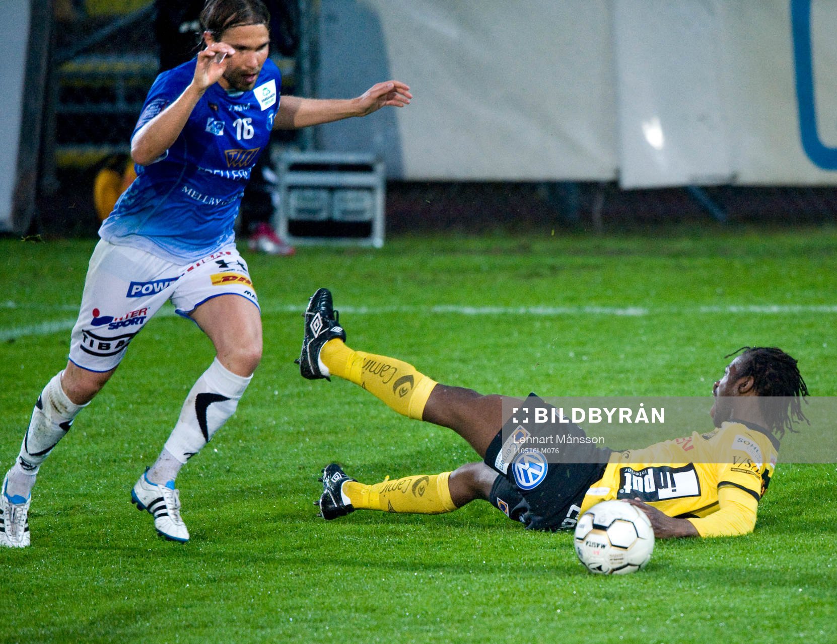 Straff, Tuomo Turanen, Trelleborg, mot Amadou Jawo, Elfsborg