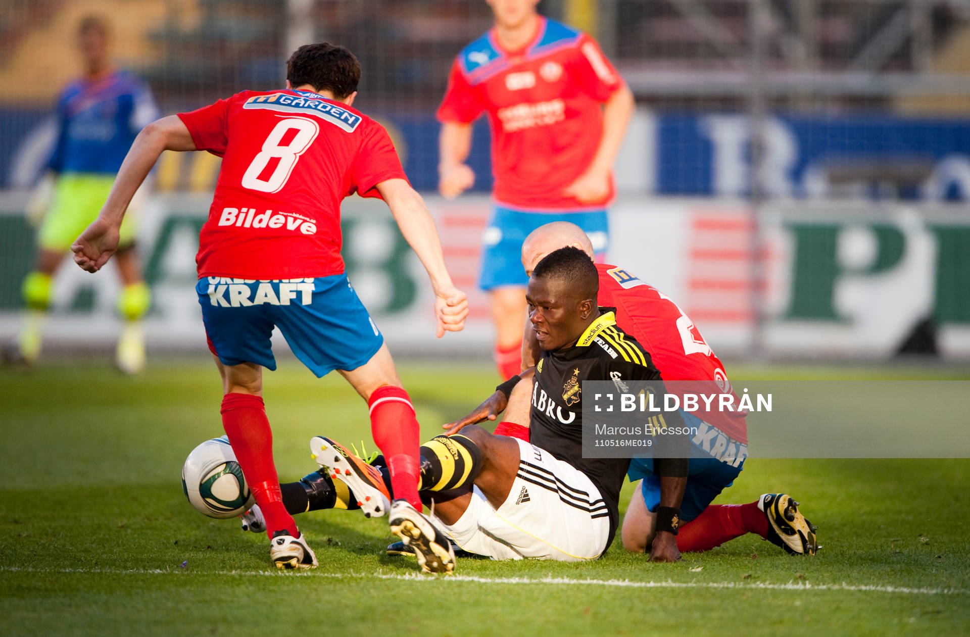 Ibrahim Teteh Bangura, AIK fintar och trixar sittandes