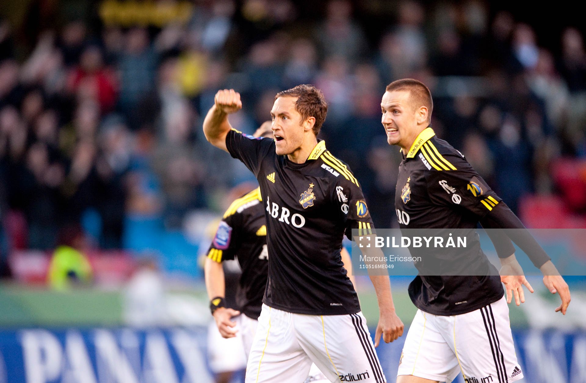 Niklas Backman och Alexander Milosevic, AIK jubel mot