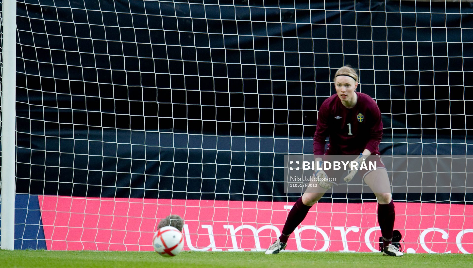 Hedvig Lindahl, målvakt