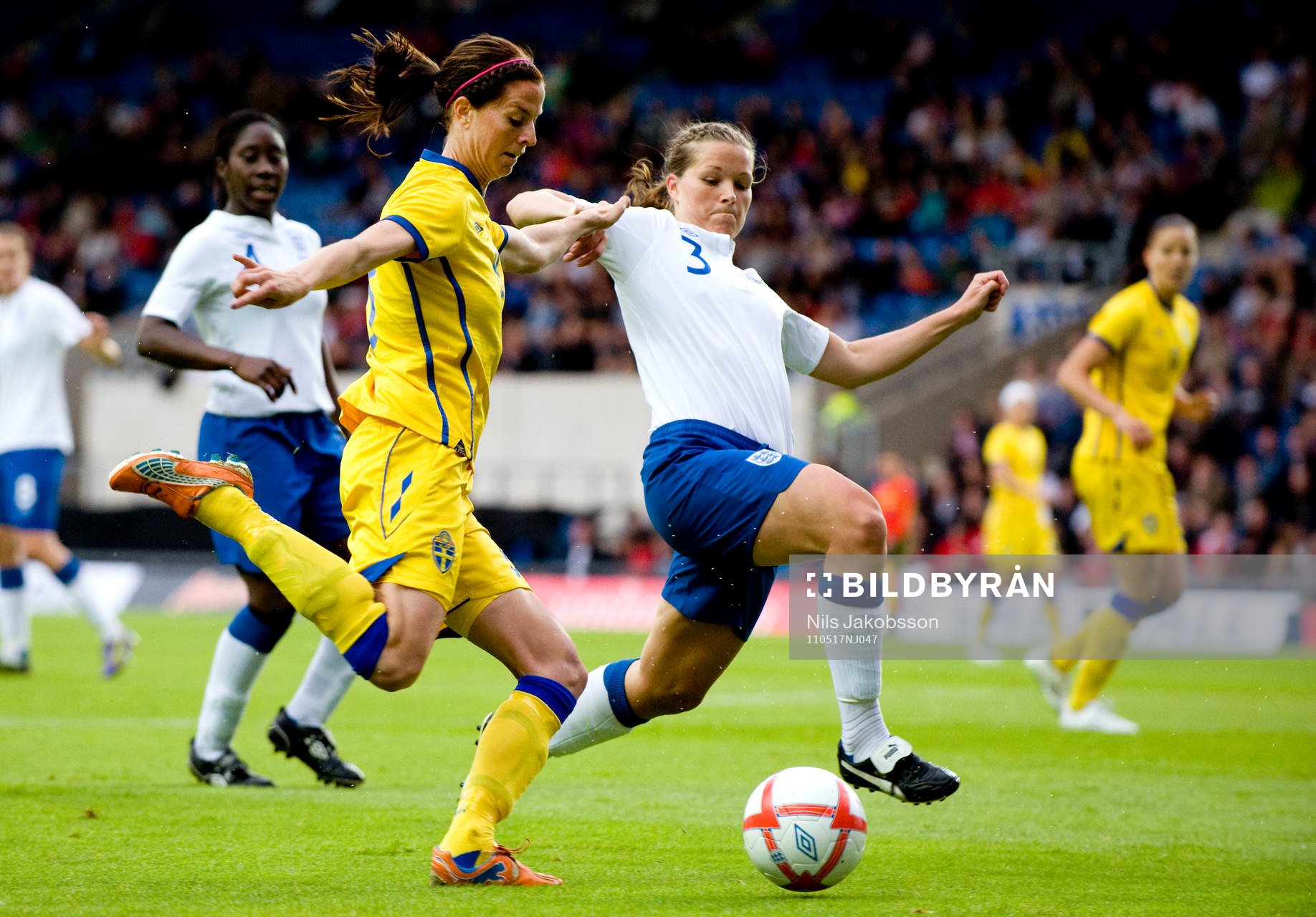 Lotta Schelin, Sverige, Rachel Unitt, England