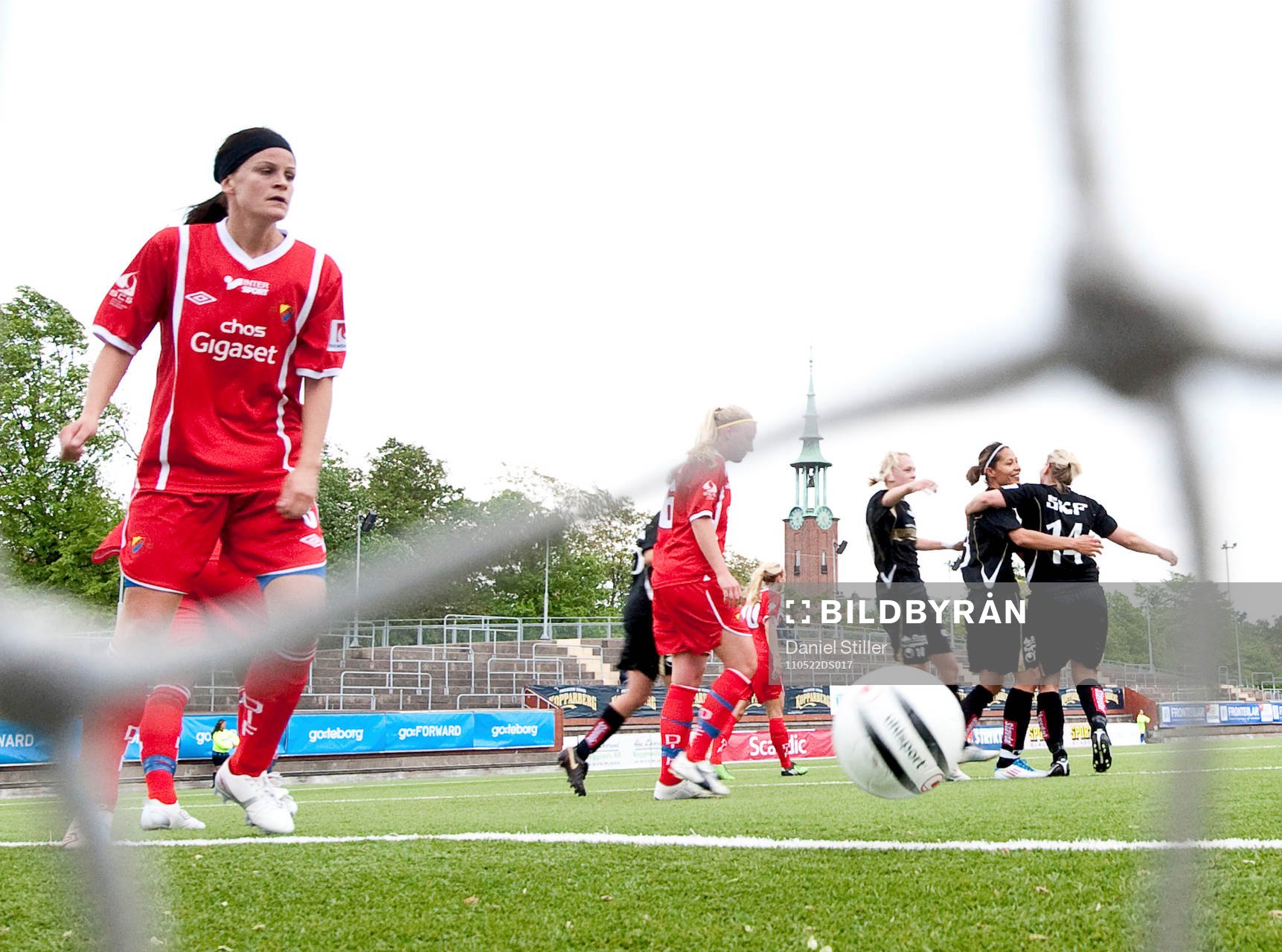 Jane Törnqvist, Göteborg, gör 1-0, jubel. Gudbjörg