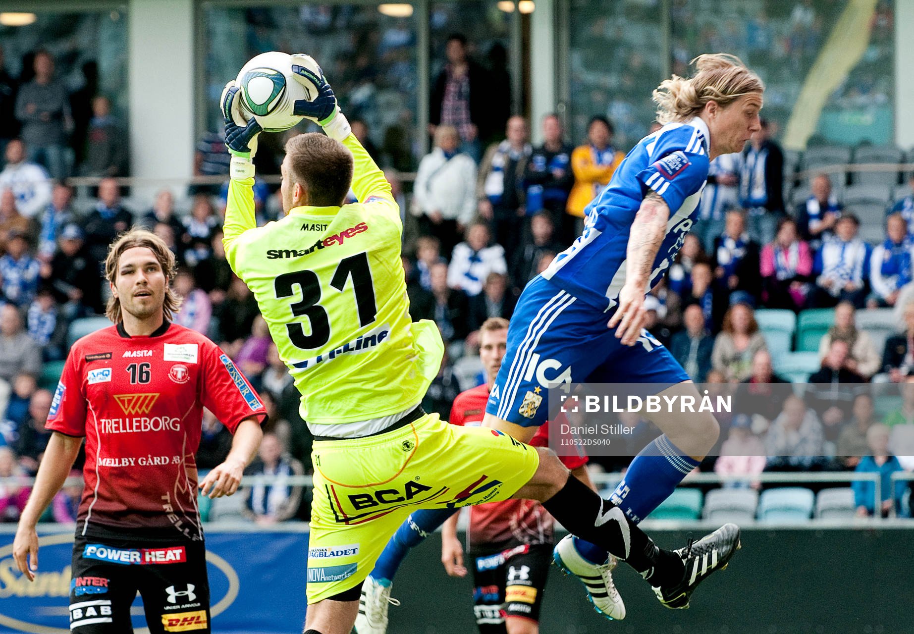 Tuomo Turunen,  Viktor Noring, målvakt Trelleborg, Andreas