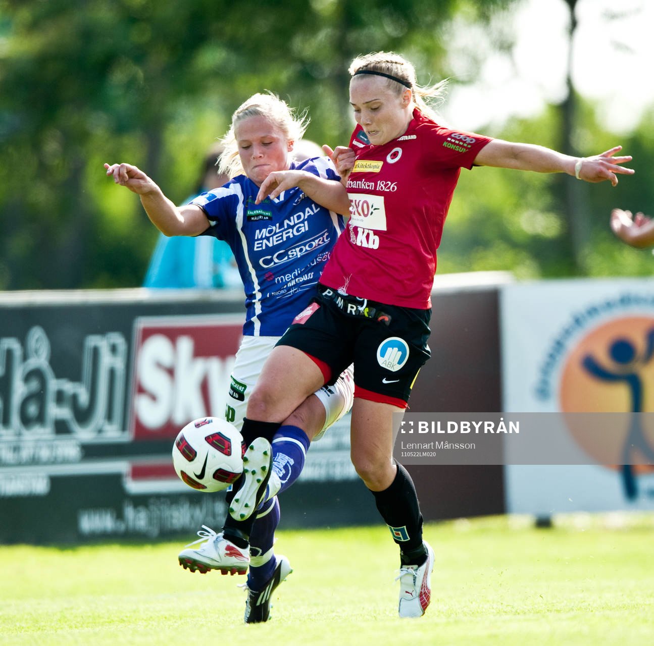 Margret Lara Vidarsdottir, Kristianstad, tas hårt i