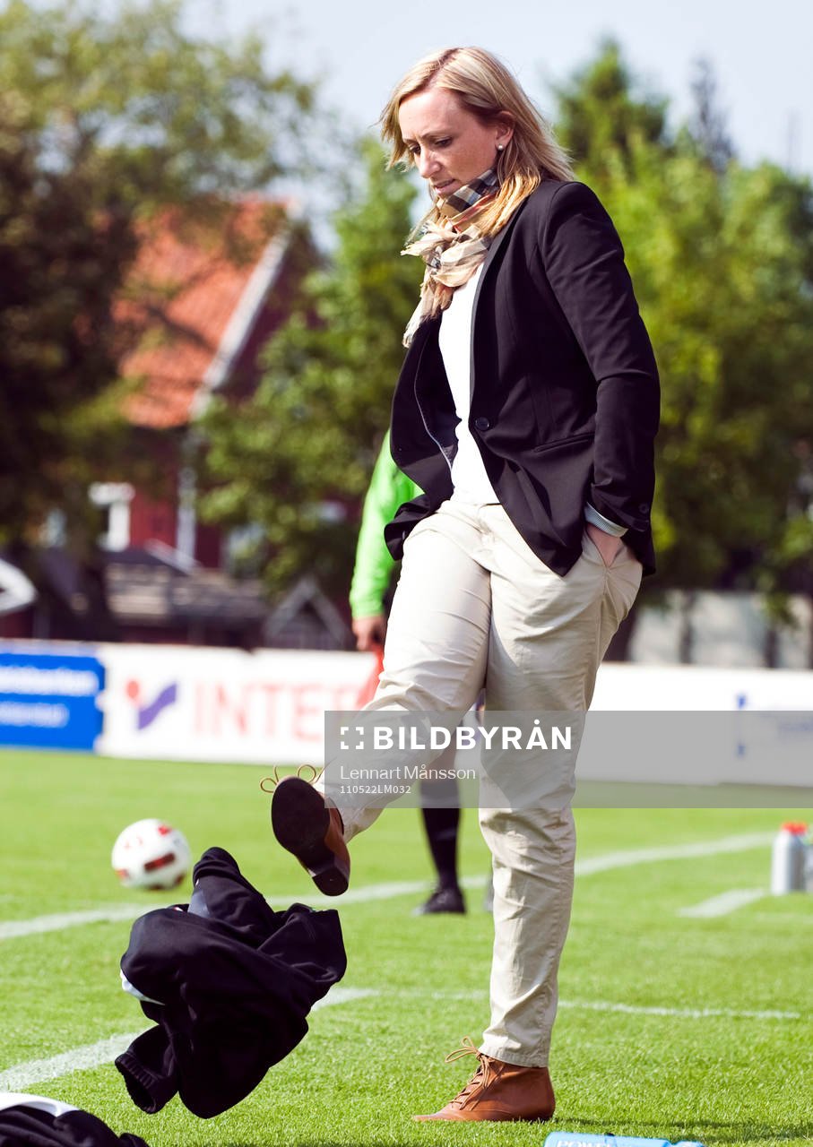 Elisabet Gunnarsdottir, tränare