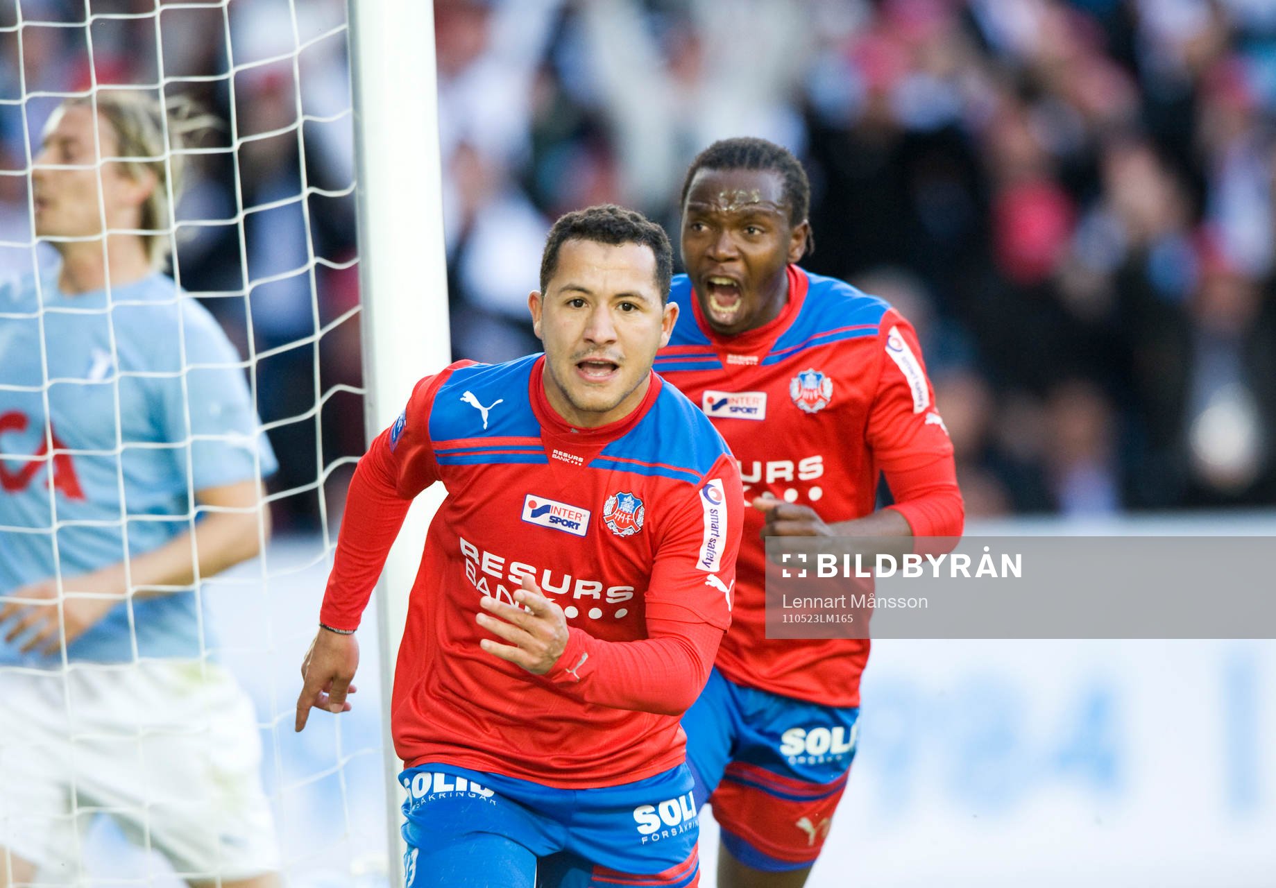 0-1 Rachid Bouaouzan och May Mahlangu, Helsingborg