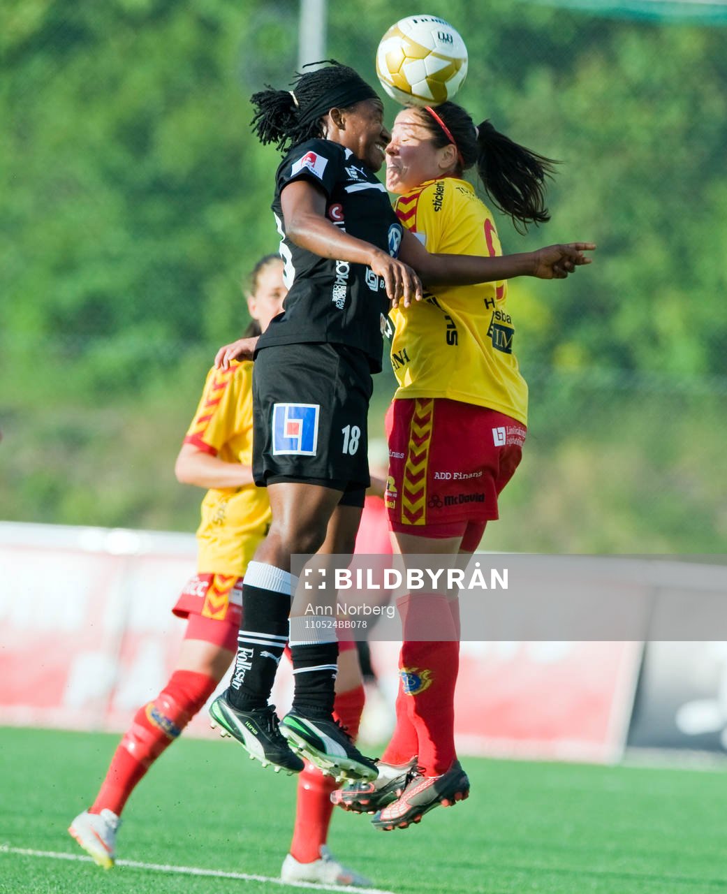 Rita Chikwelu, Umeå och Madeleine Edlund, Tyresö