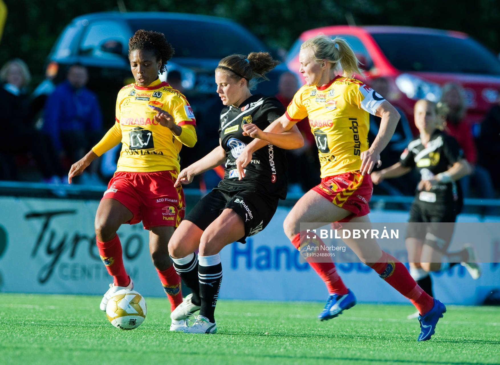 Elaine Estrella Moura,Tyresö, Hanna Pettersson, Umeå och