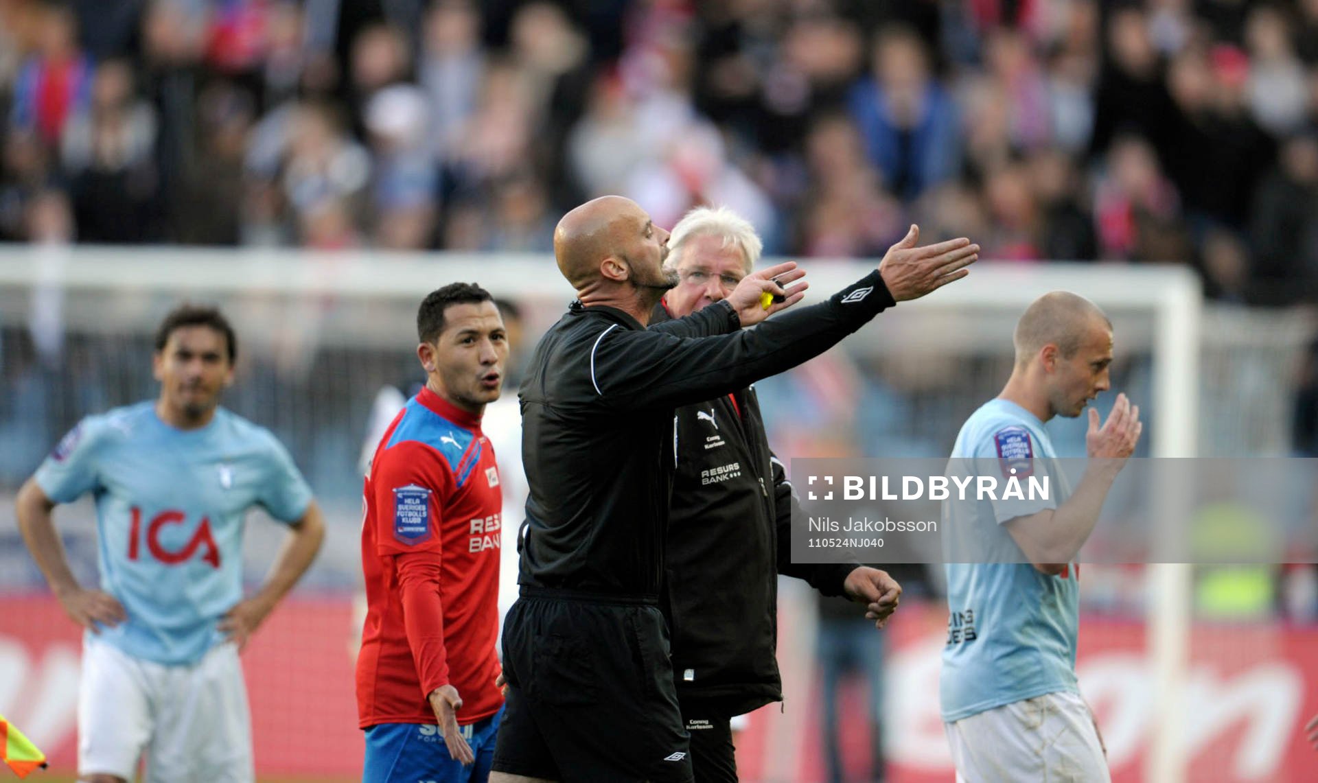 Stefan Johannesson, domare avbryter matchen