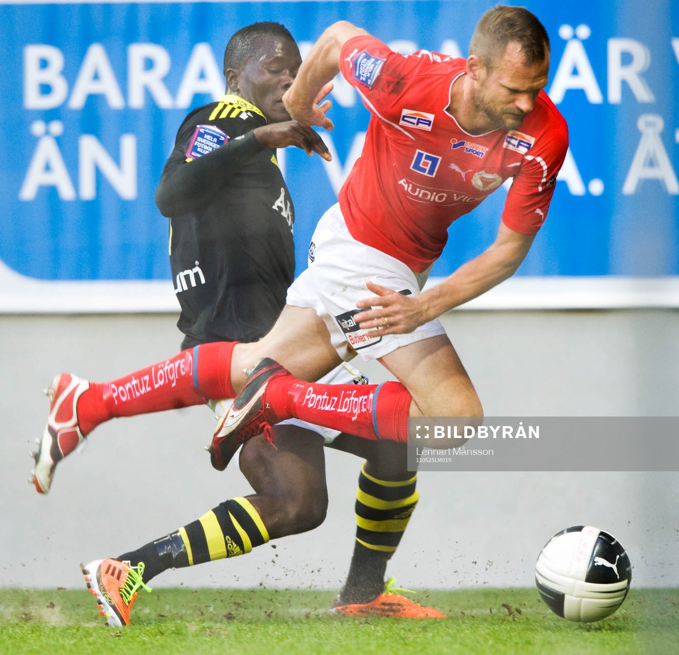 Tobias Carlsson, Kalmar och Ibrahim Bangura, AIK