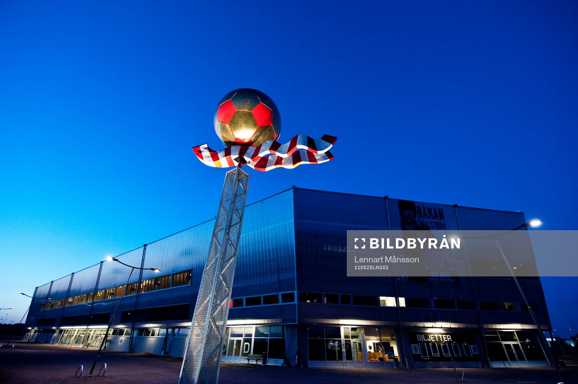 Guldfågeln arena