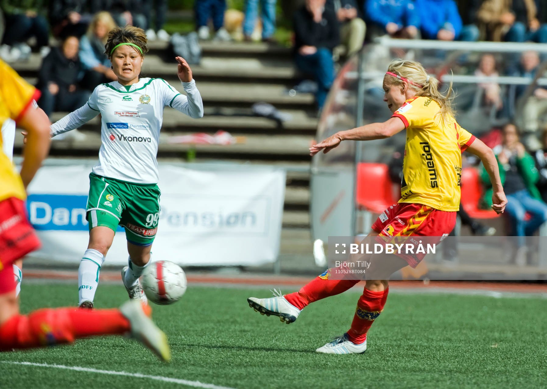  Mami Yamaguchi, Hammarby och Elin Ekblom Bak, Tyresö.