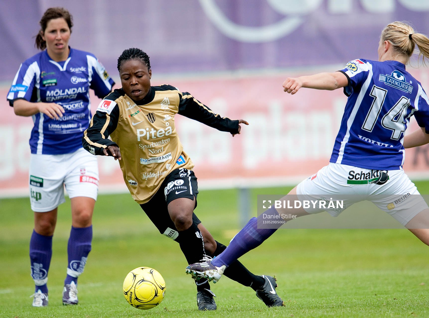 Faith Ikidi, Piteå, Elin Carlsson, Fridolina Rolfö, Jitex