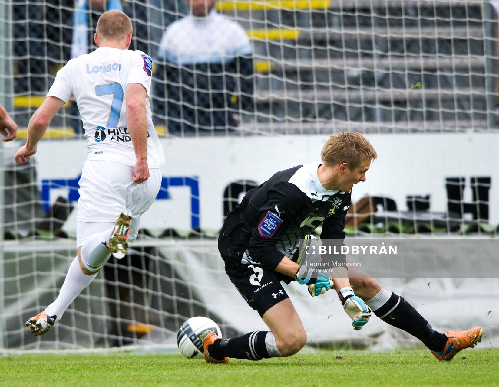 0-1 Daniel Larsson, Malmö, kommer fri med Karl-Johan