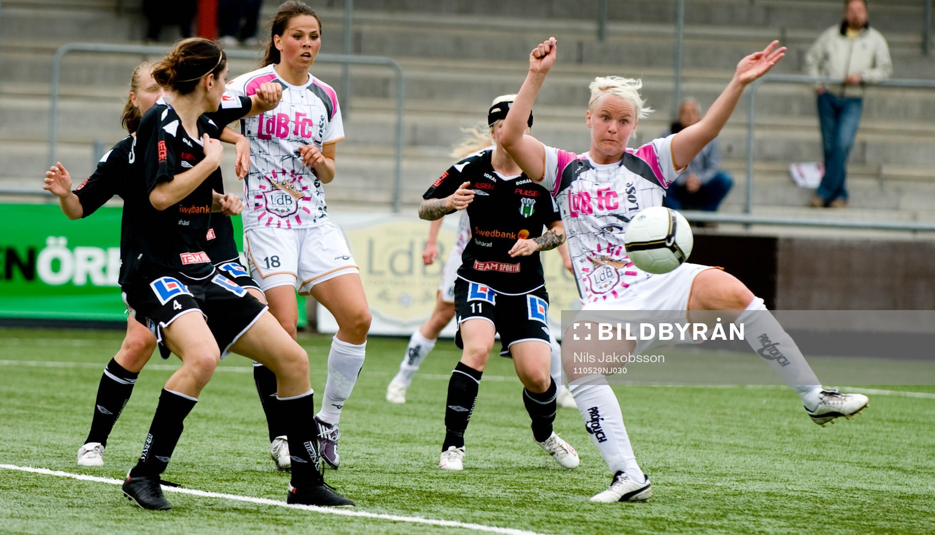 Nilla Fischer, LDB Malmö gör mål