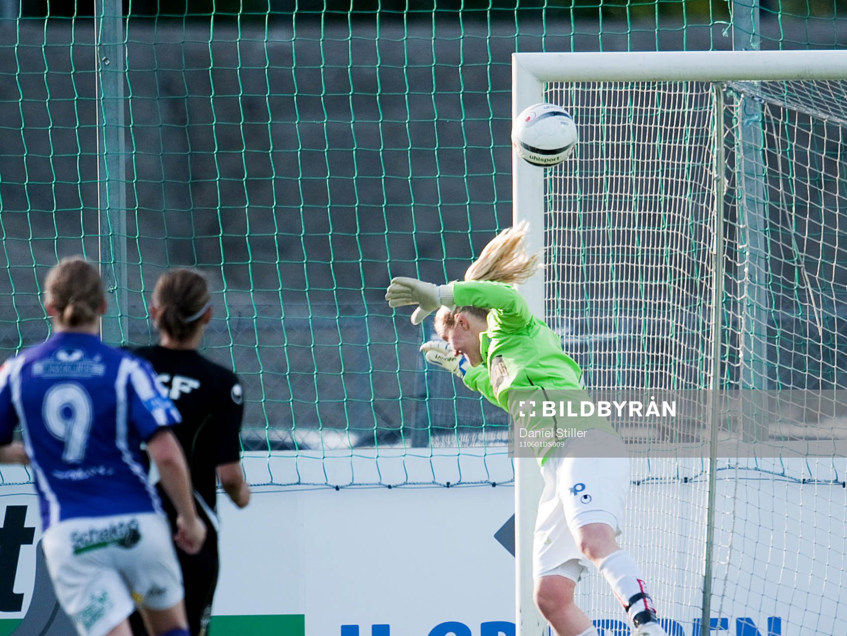 Fridolina Rolfö, Jitex, träffar ribban bakom Kristin