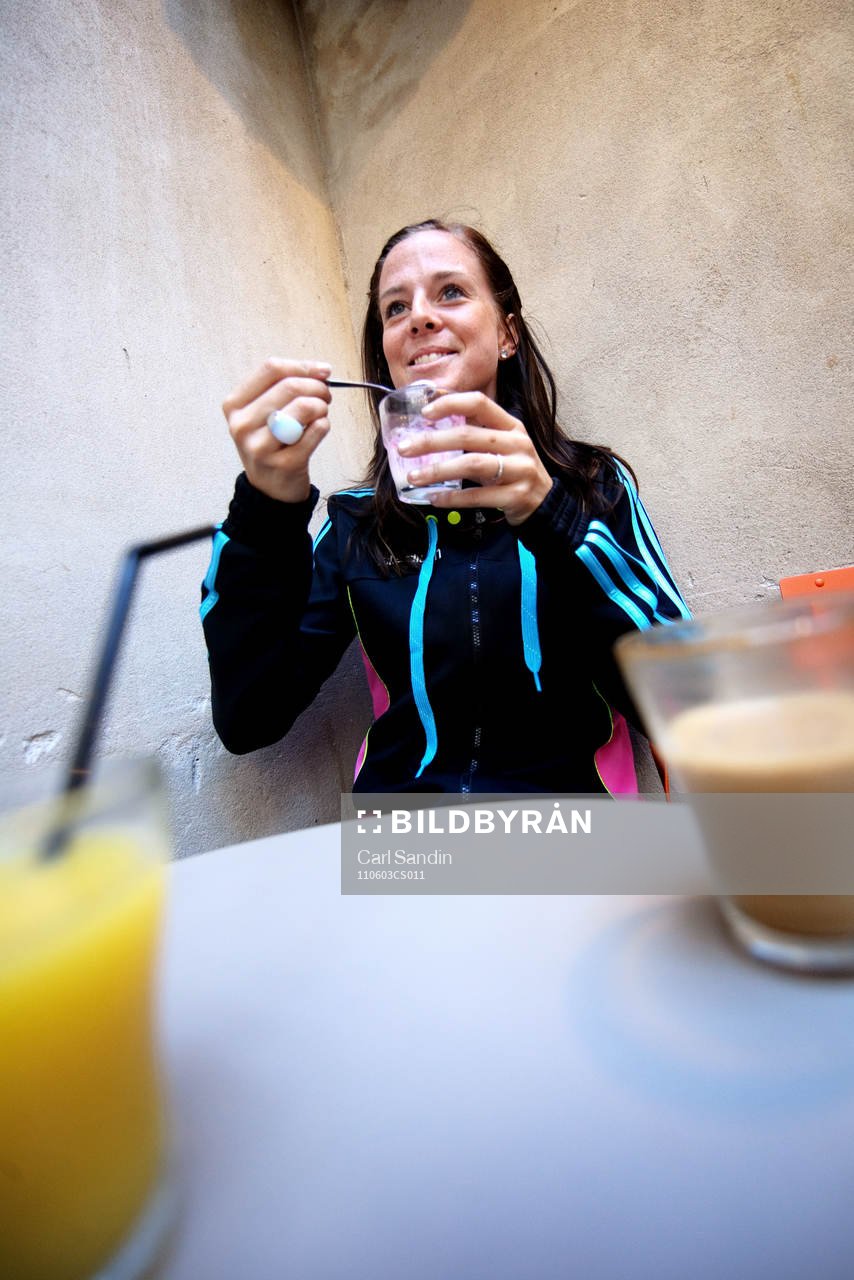 Lotta Schelin. Stadium, Adidas
