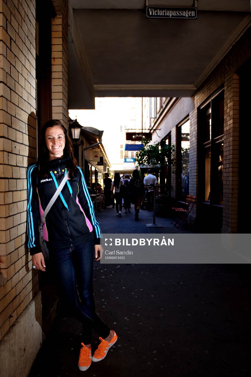 Lotta Schelin. Stadium, Adidas