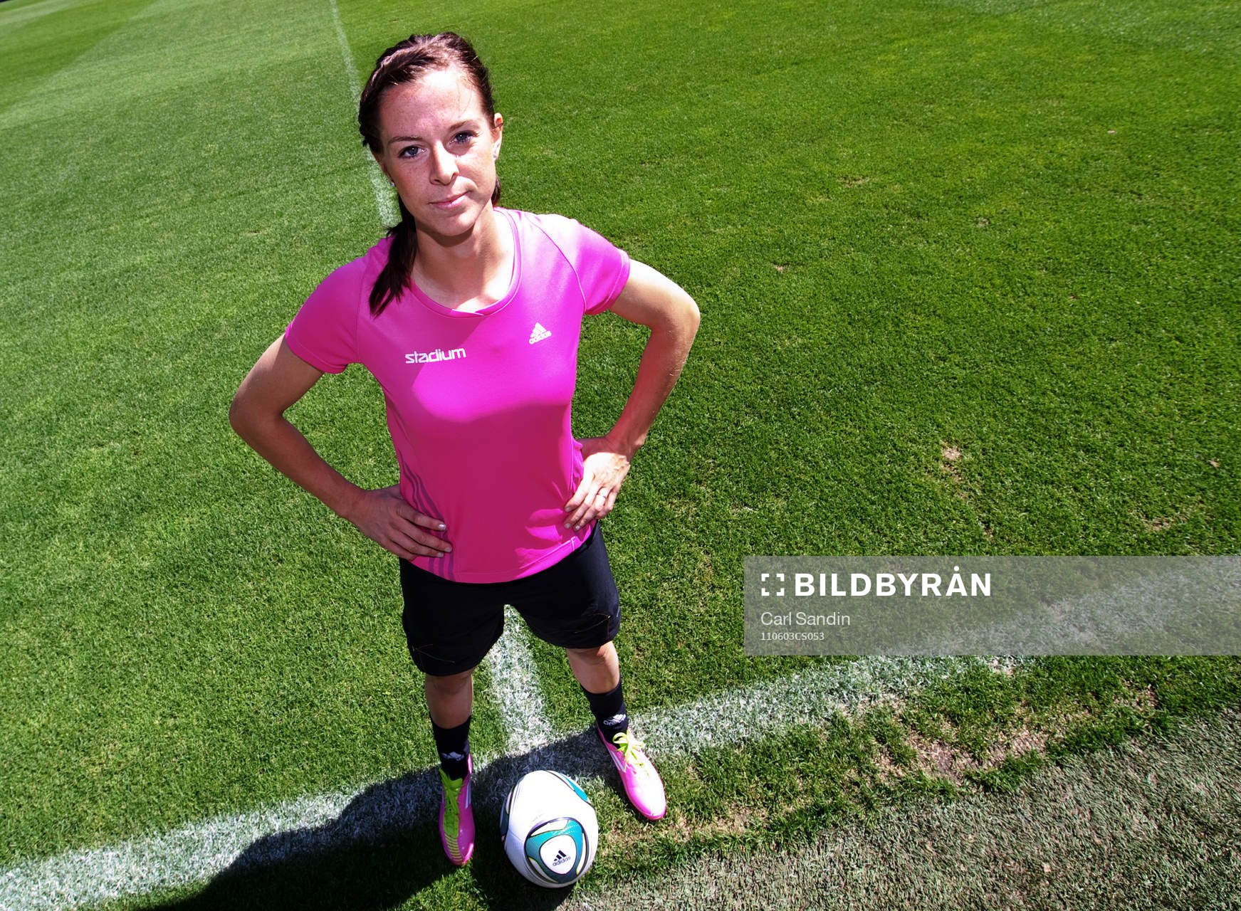 Lotta Schelin. Stadium, Adidas