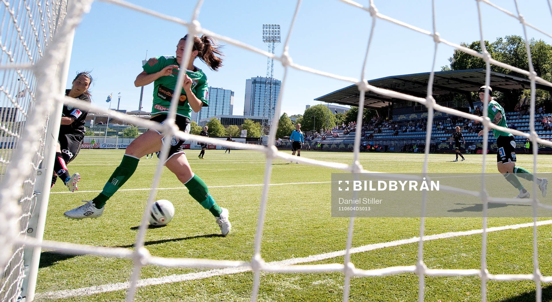 Anna Ahlstrand, Göteborg, gör 1-0